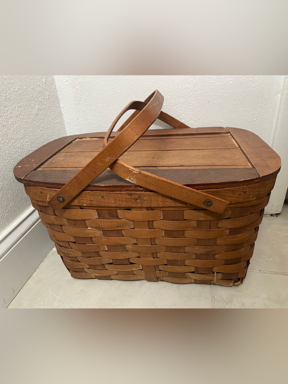Vintage Woven Wicker Picnic Basket with Wooden Handles - Picture 1 of 2